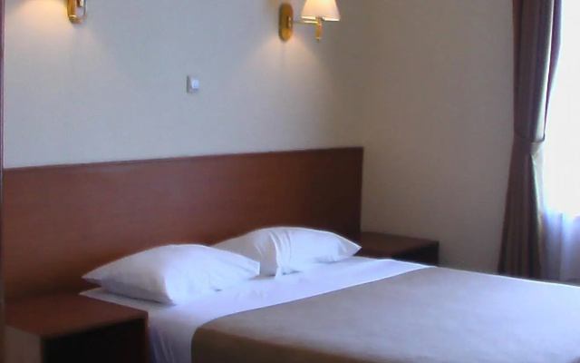 Puri Bernadi Guest House