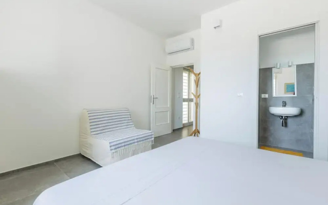 4139 Seaview Borraco by Perle di Puglia