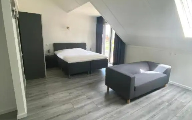 Greenstay  Hotel