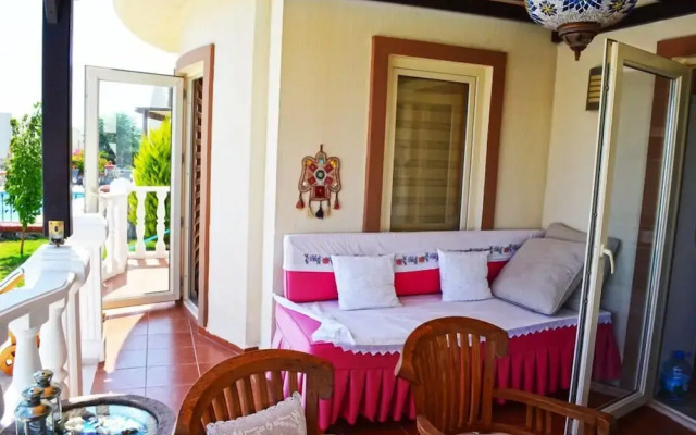 3 Bedroom Apartment Lake View 9 by Likya Global