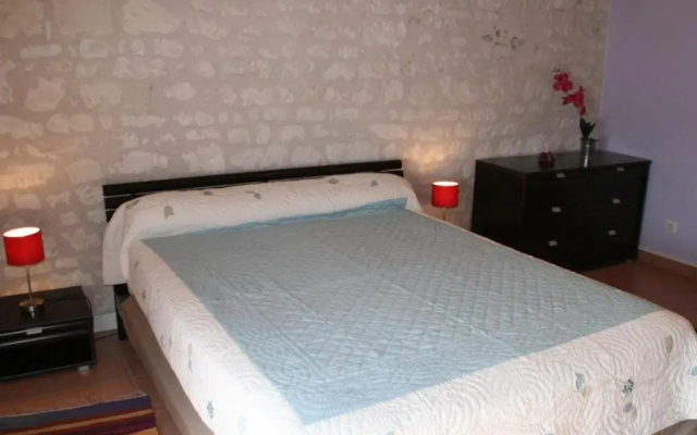 Gîte Civray-sur-Esves, 4 pièces, 6 personnes - FR-1-381-323