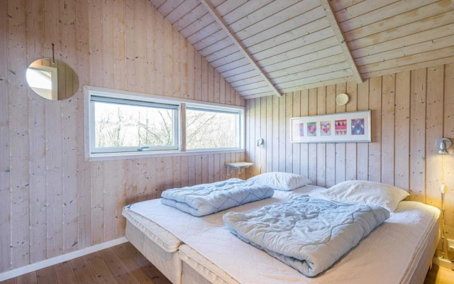 6 Person Holiday Home in Hemmet