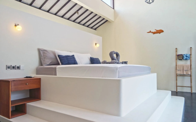 Stay Shark Villas