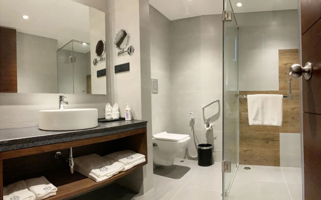 The Rosefinch Sarovar Portico
