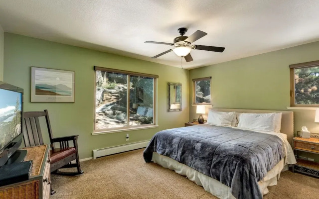 Tudor Lodge 4 Bedroom Home