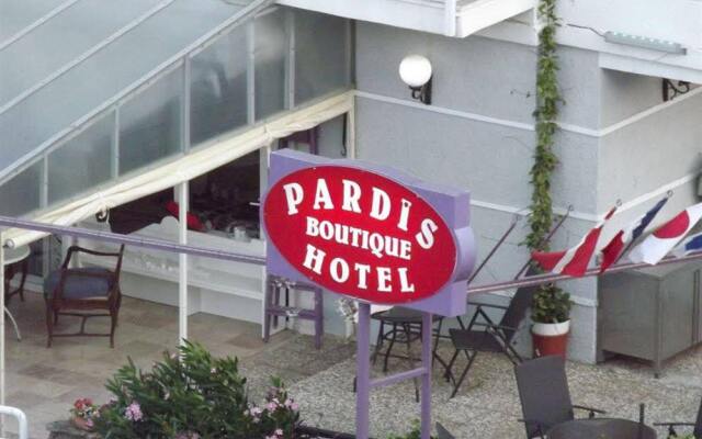 Pardis Boutique Hotel вид на фасад