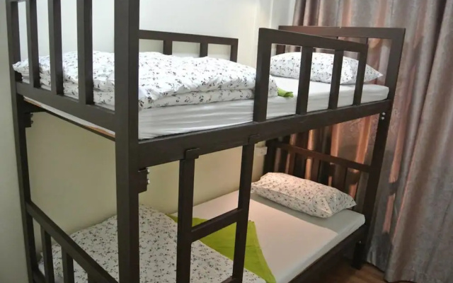 First Inn On Nut - Hostel