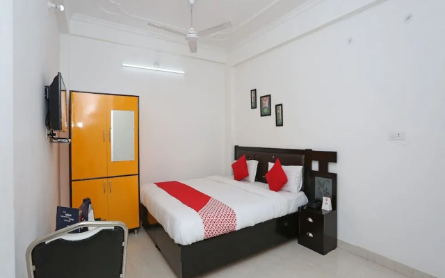 OYO 11306 SS Hotel
