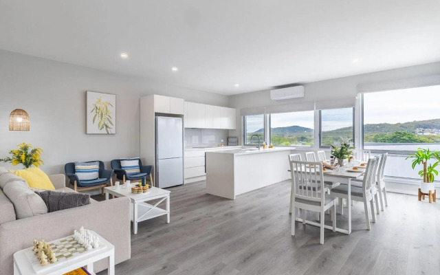 Fingal Bay Seabreeze Unit 2 16 Tuna Crescent