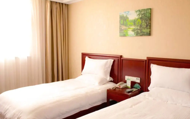 GreenTree Inn Shanghai Songjiang Dongjing Tongle Road Happy Valley Bus