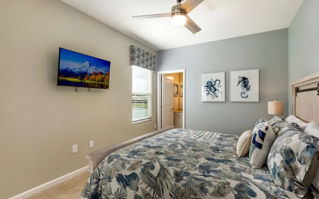 Lake Breeze 6 Bedrooms