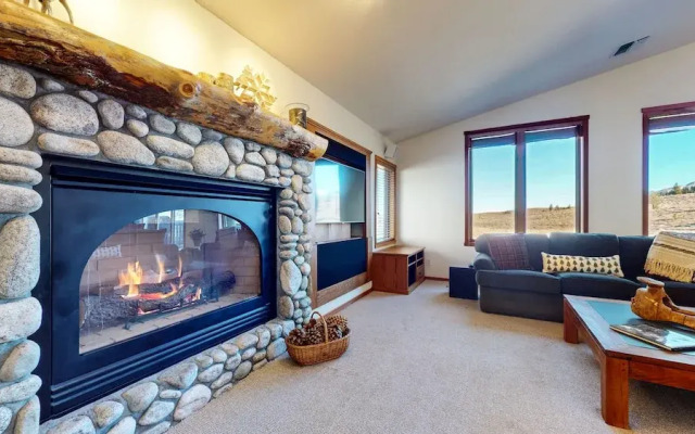 Snowcreek V #819 4 Bedroom Condo