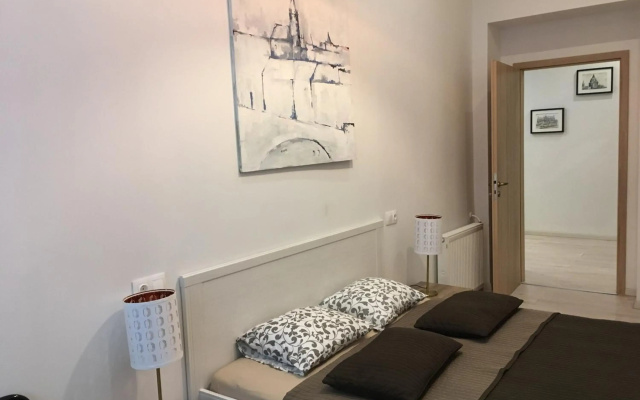 Goldcentral Apartment Dob