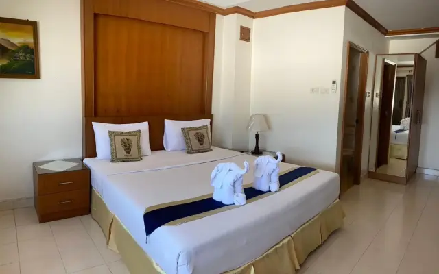 Seaview Sriracha Hotel