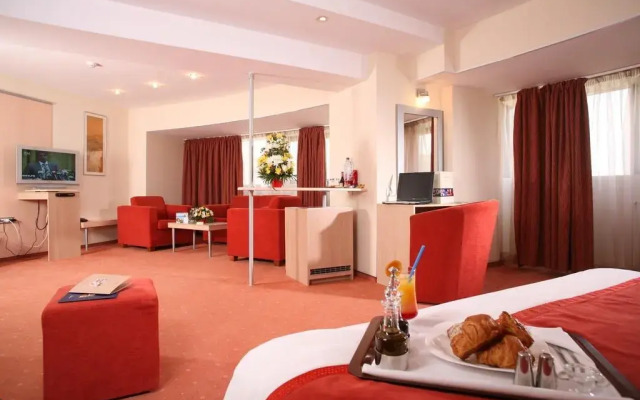 Holiday Inn Bucharest - Times, An Ihg Hotel