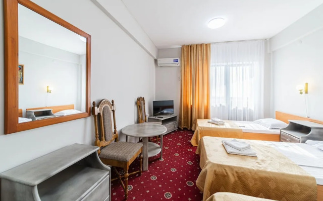 Golden Line Resort