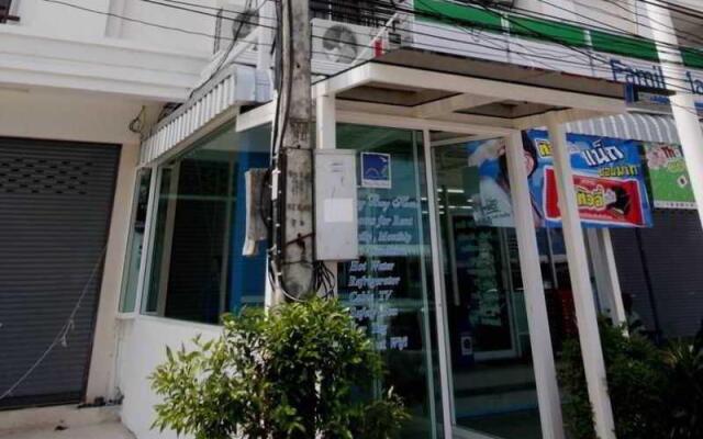 Отель Patong Bay House Патонг вид на фасад