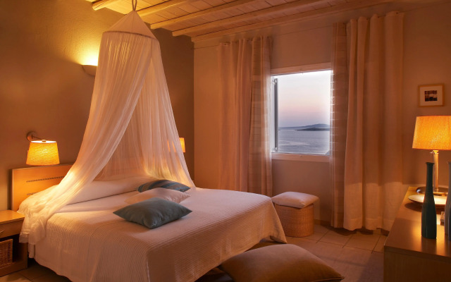 Porto Mykonos Hotel