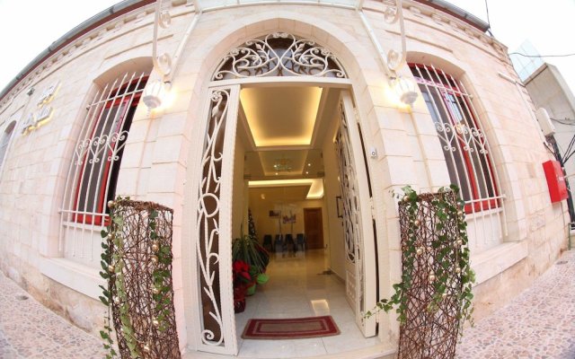 Hôtel Saint Jean Zahle in Aley, Lebanon from 145$, photos, reviews - zenhotels.com hotel front