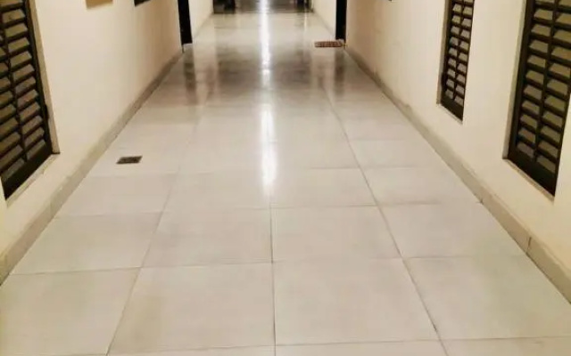 Luxurious & Comfy 1BHK Apartment, Wifi & SmartTV.