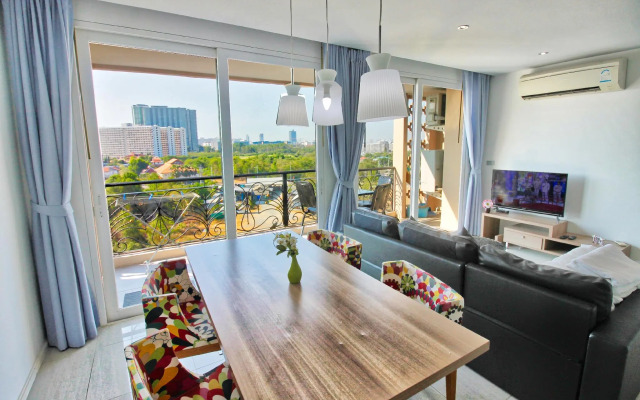 Atlantis Resort Jomtien Beach by Bakuri Hospitality