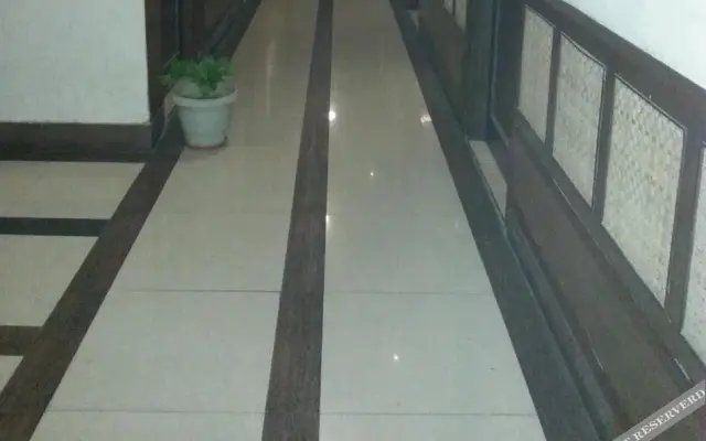 STARiHOTELS Meerut