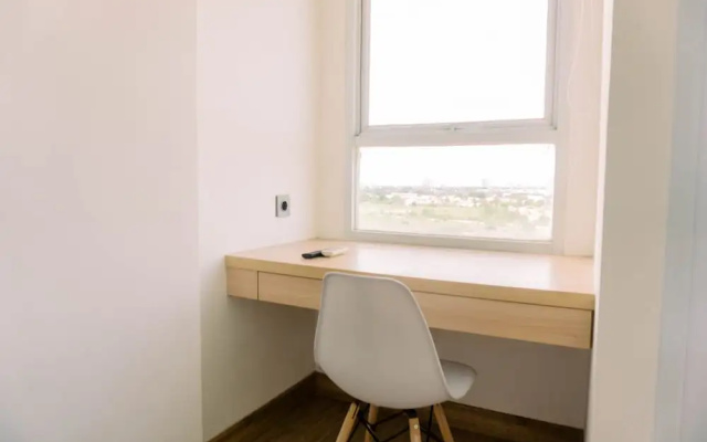 Homey And Cozy Living Studio Poris 88 Apartment