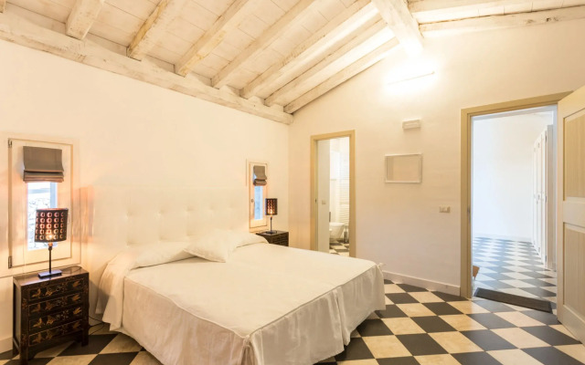 La Petite Maison