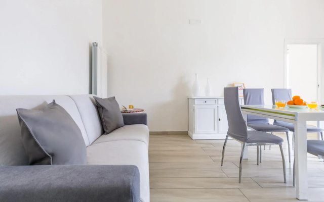 Chiara Modern Apartment