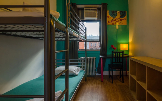 Jazz on the Park Hostel