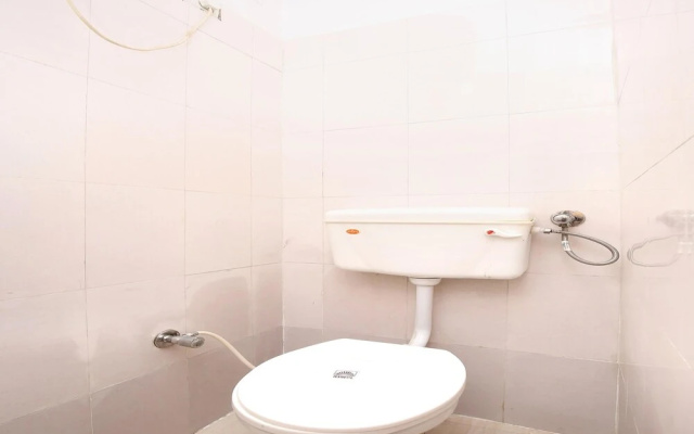 Hotel HC Residency by OYO Rooms