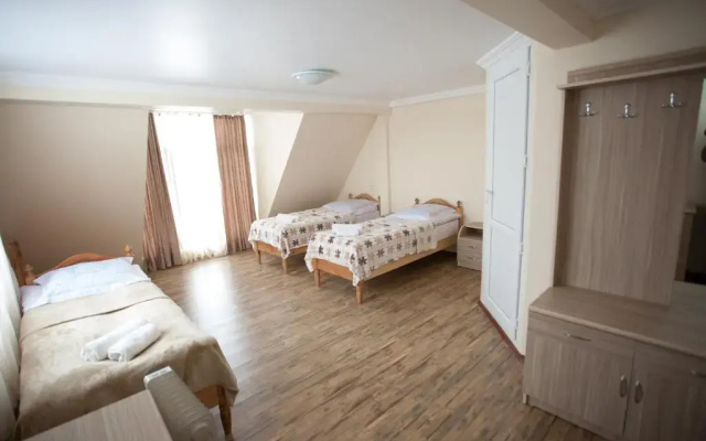 Mestiatour Guest House