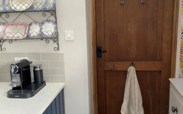 Holly Cottage