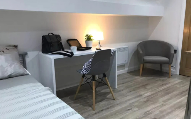 Compton House Serviced Accommodation