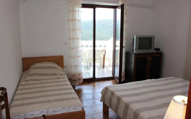 Egidio Gigi Bellich holiday apartments family houses
