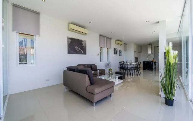 Phu Montra Villa with Ocean View A4