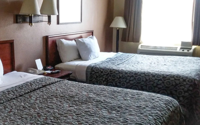 Days Inn Collinsville