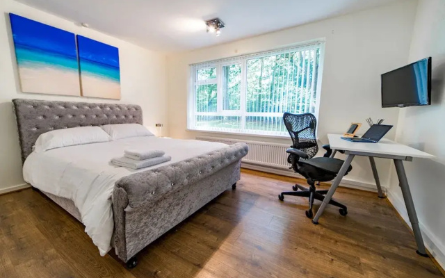 The Whetstone exclusive oasis