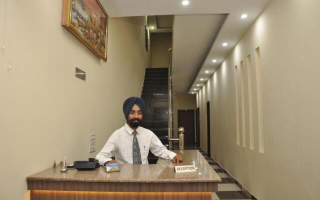 Hotel M City