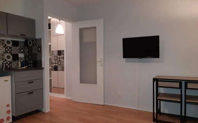 Charmant Studio