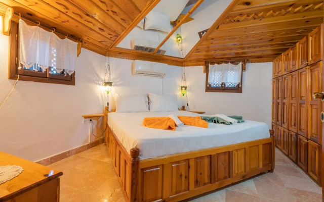 Liya Boutique Hotel & Suites