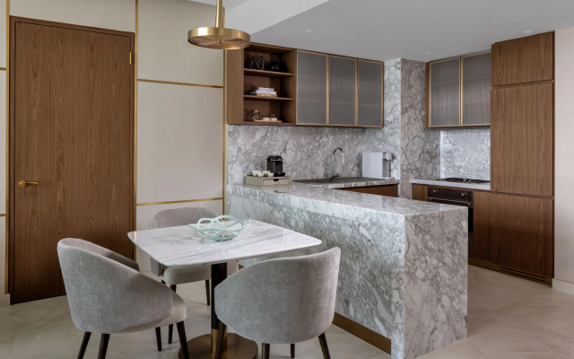 Отель InterContinental Residences Dubai Business Bay by IHG