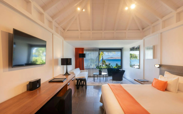 Christopher Hotel