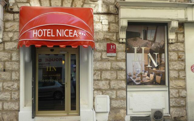 Отель Days Inn Nice Centre вид на фасад