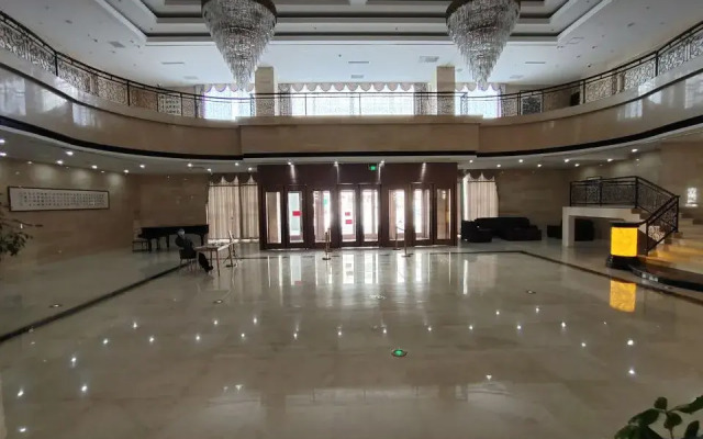 Green View Hotel