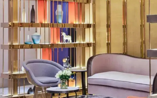 Orange Hotel (Lanzhou West Railway Station Zhongtianjian Plaza)