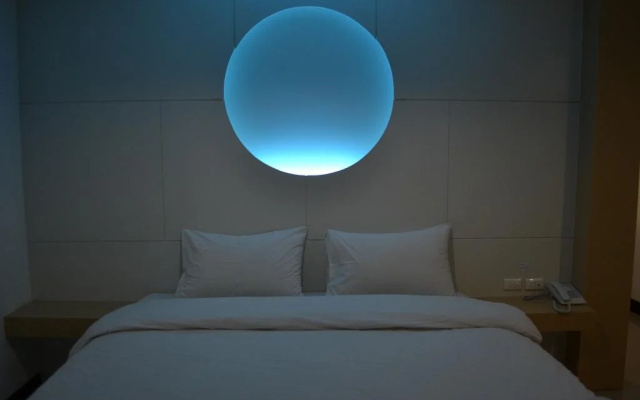 Romantic Hotel