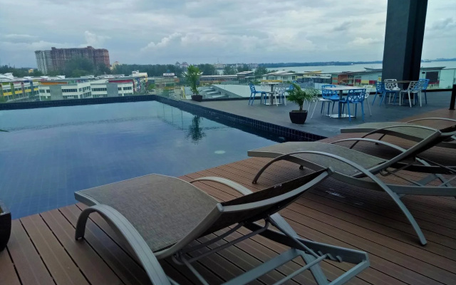 D'Wharf Hotel & Serviced Residence