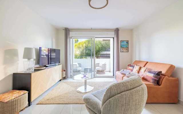 Spacious Apartment a/c 1br/4p - With Pool