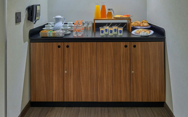City Express by Marriott Guaymas